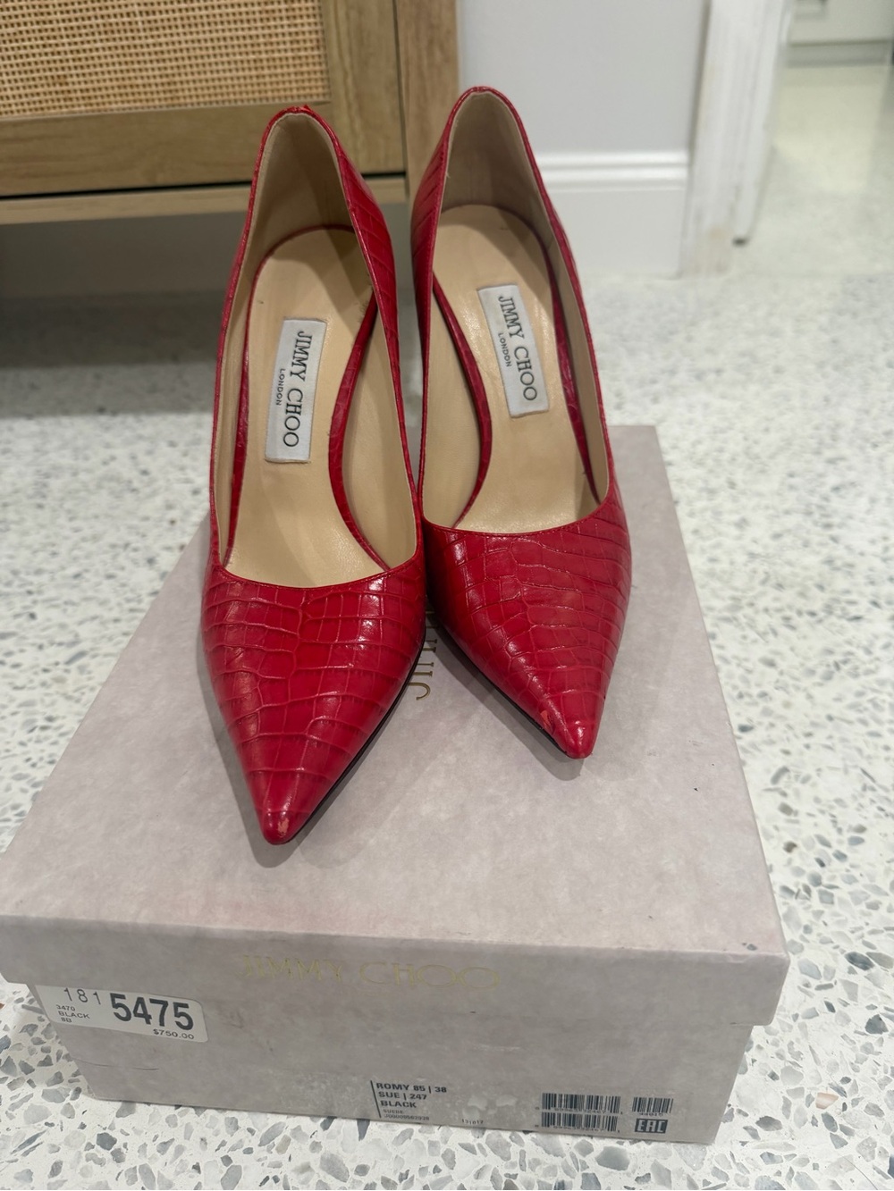 Jimmy Choo Dusty Pink Box with Gold Logo